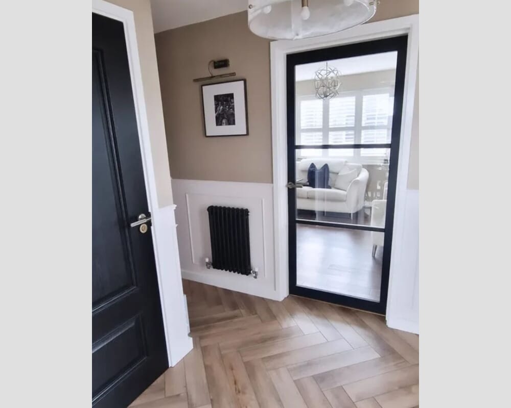 838x1981x44mm (33") Kent Black - Prefinished Internal Doors